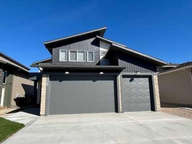 11326 107 Avenue Grande Prairie