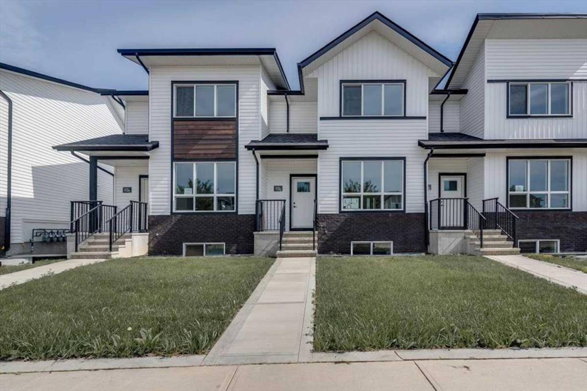 10 B Evergreen Way Red Deer