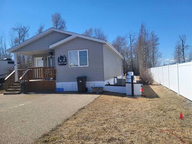 102A, 10042 Township Road 422 Rural Ponoka