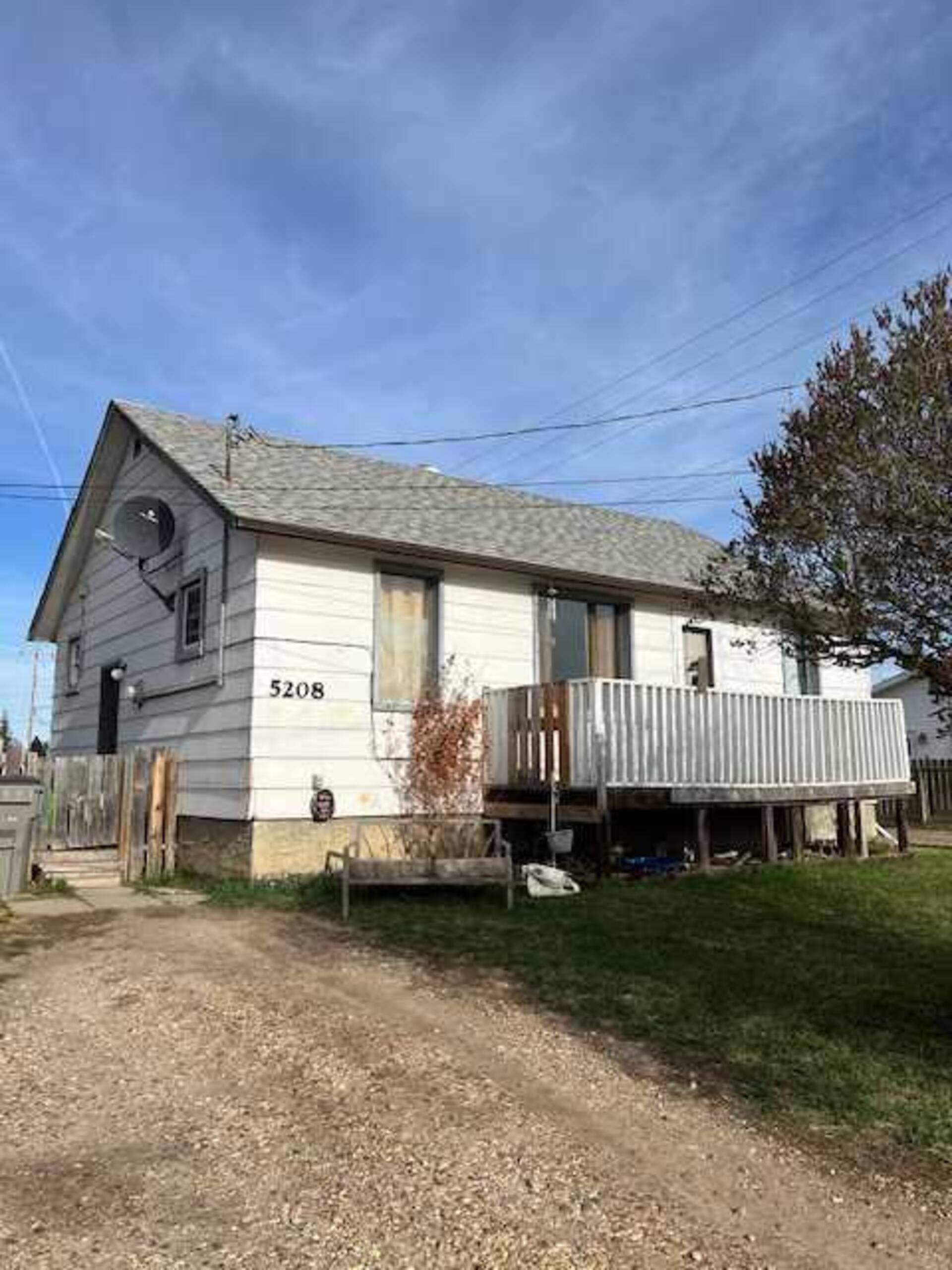 5208 46 Street Whitecourt