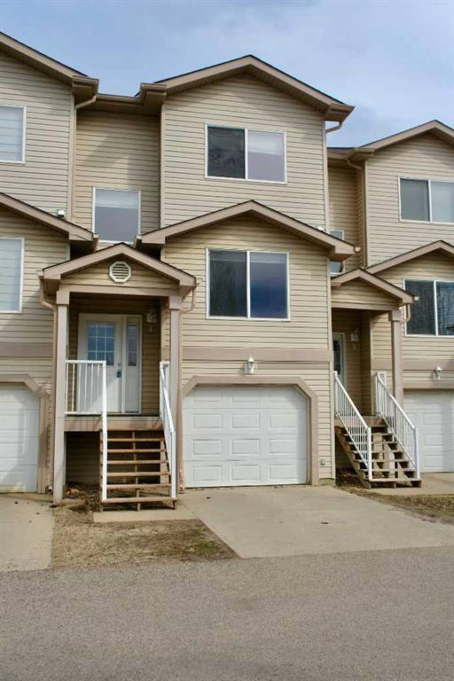 4, 200 Arabian Drive Fort McMurray