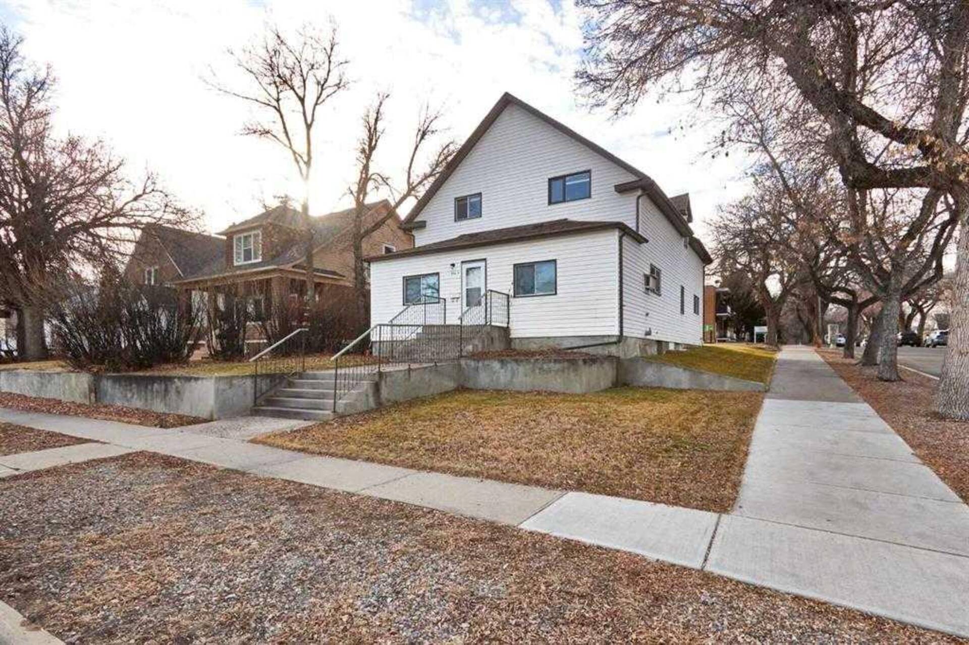 506B 6 Avenue SE Medicine Hat