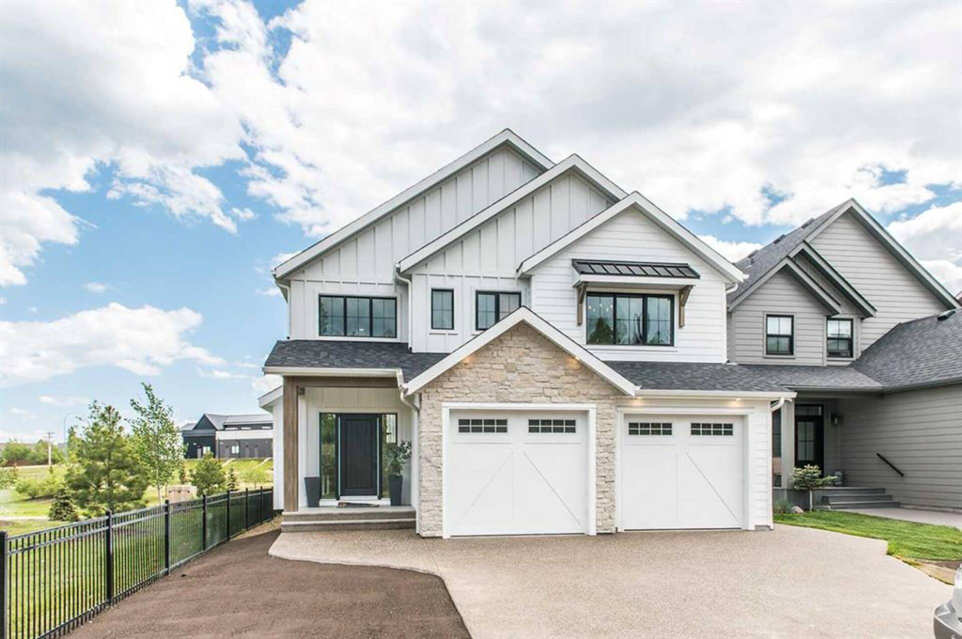 13 Songbird Green Sylvan Lake