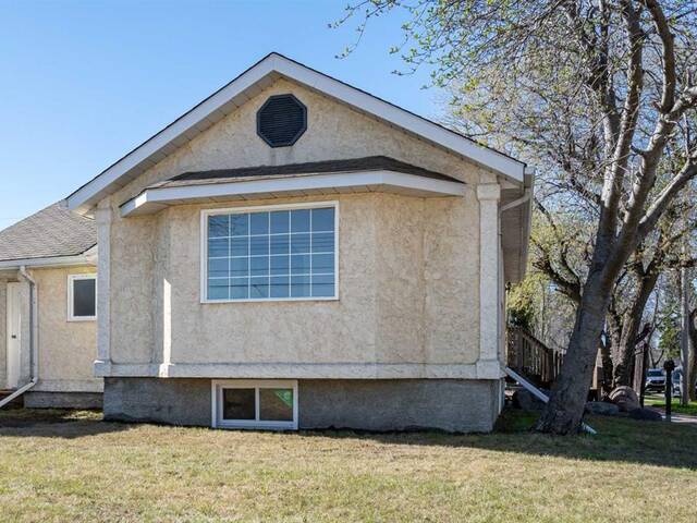 5419 51 Avenue Camrose