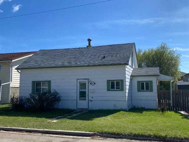 4608 47 Avenue Innisfail