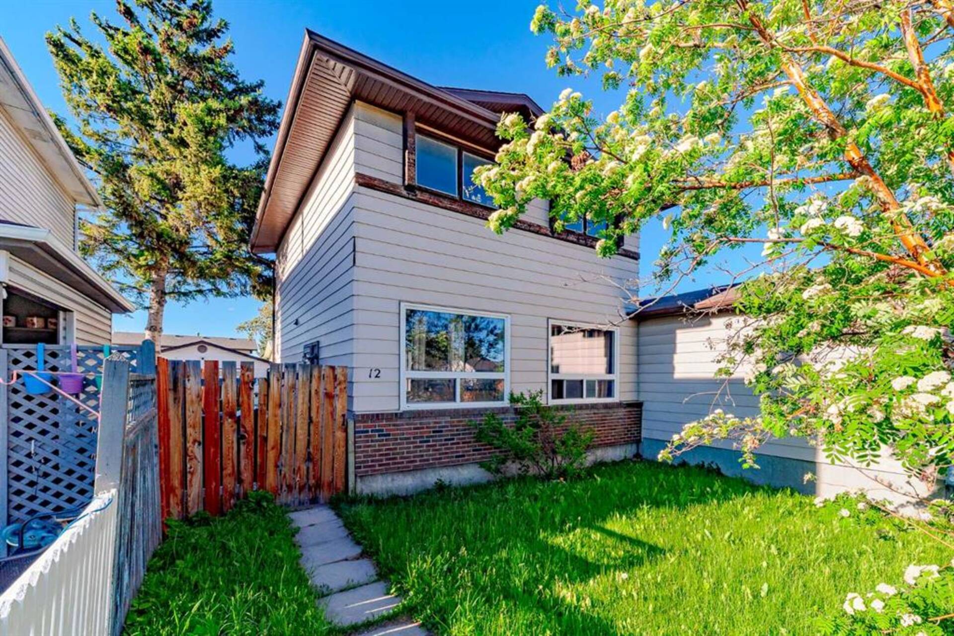 12 Whitman Close NE Calgary