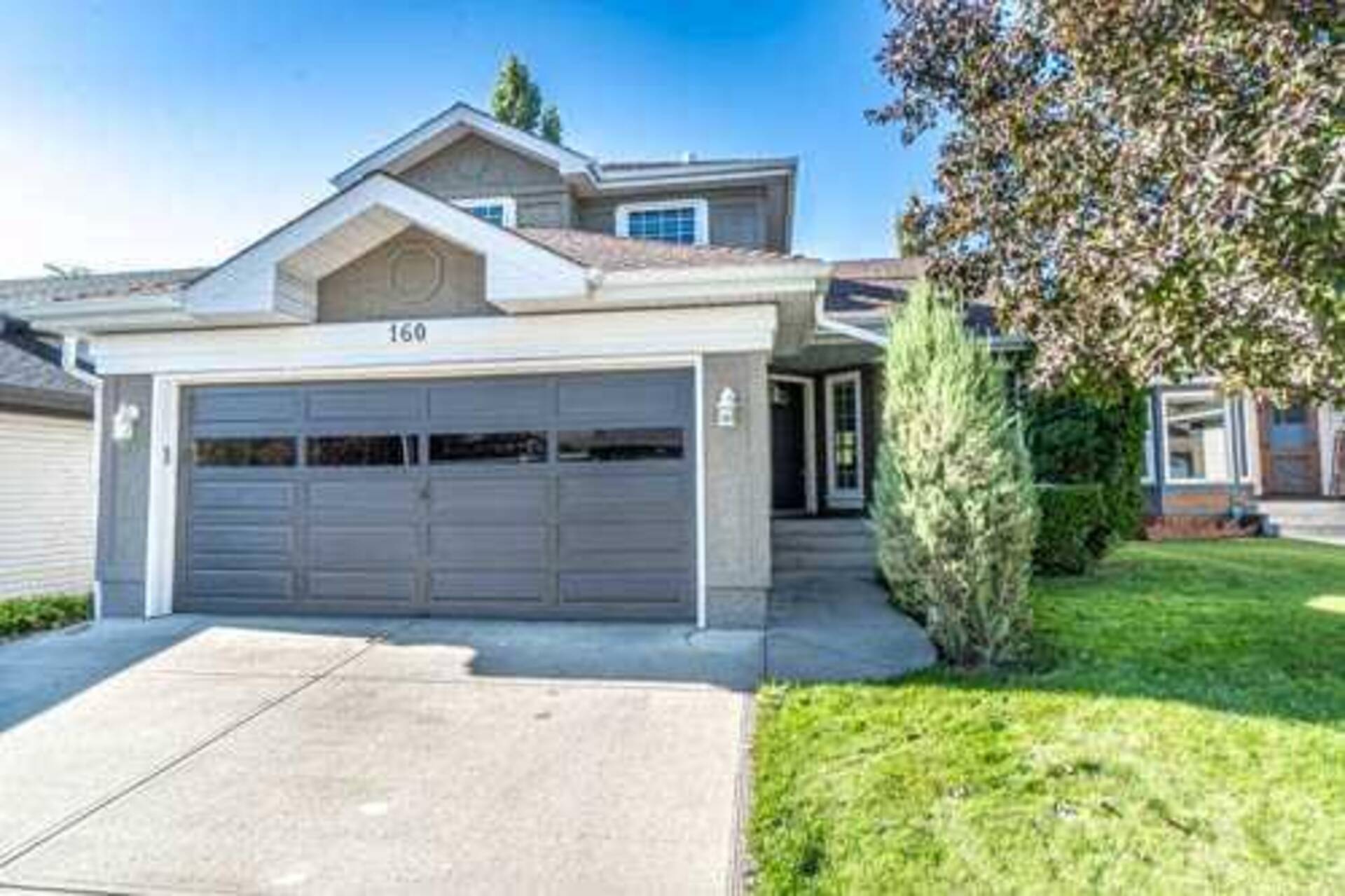 160 Douglasbank Mews SE Calgary