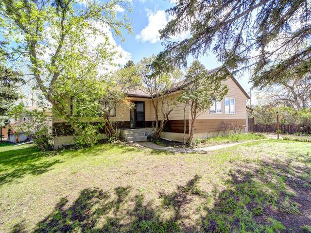 4622 4 Street Claresholm