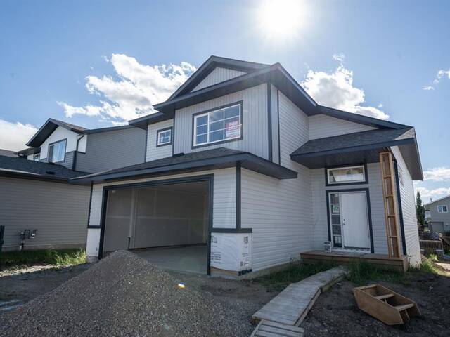 35 Bardwell Way Sylvan Lake