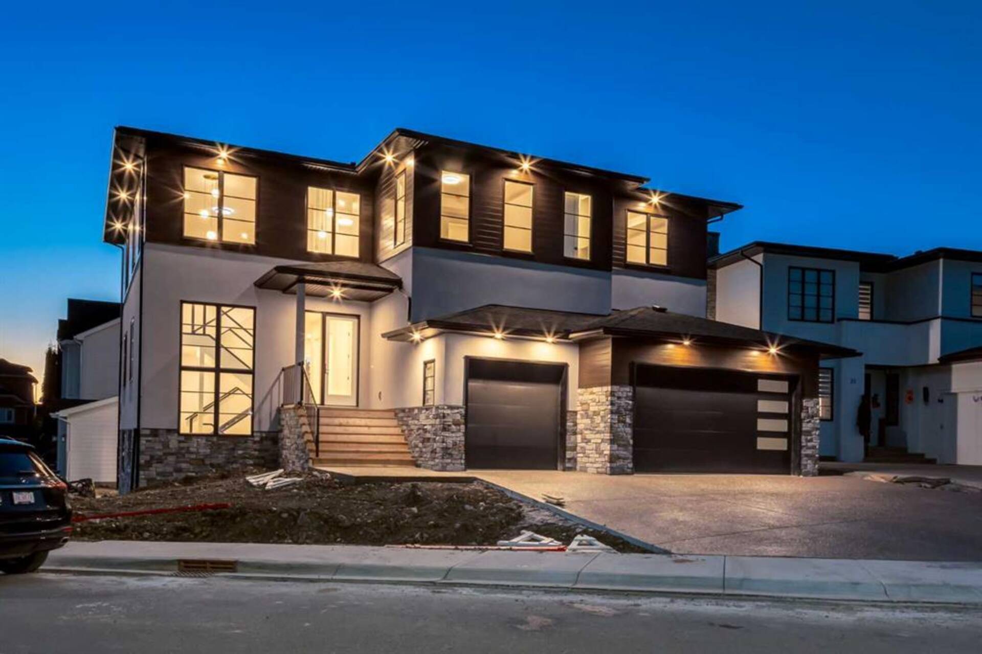 27 ROCKFORD Park NW Calgary