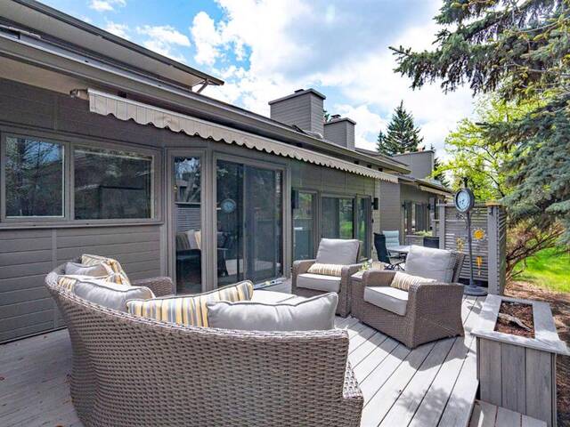 3, 68 Baycrest Place SW Calgary