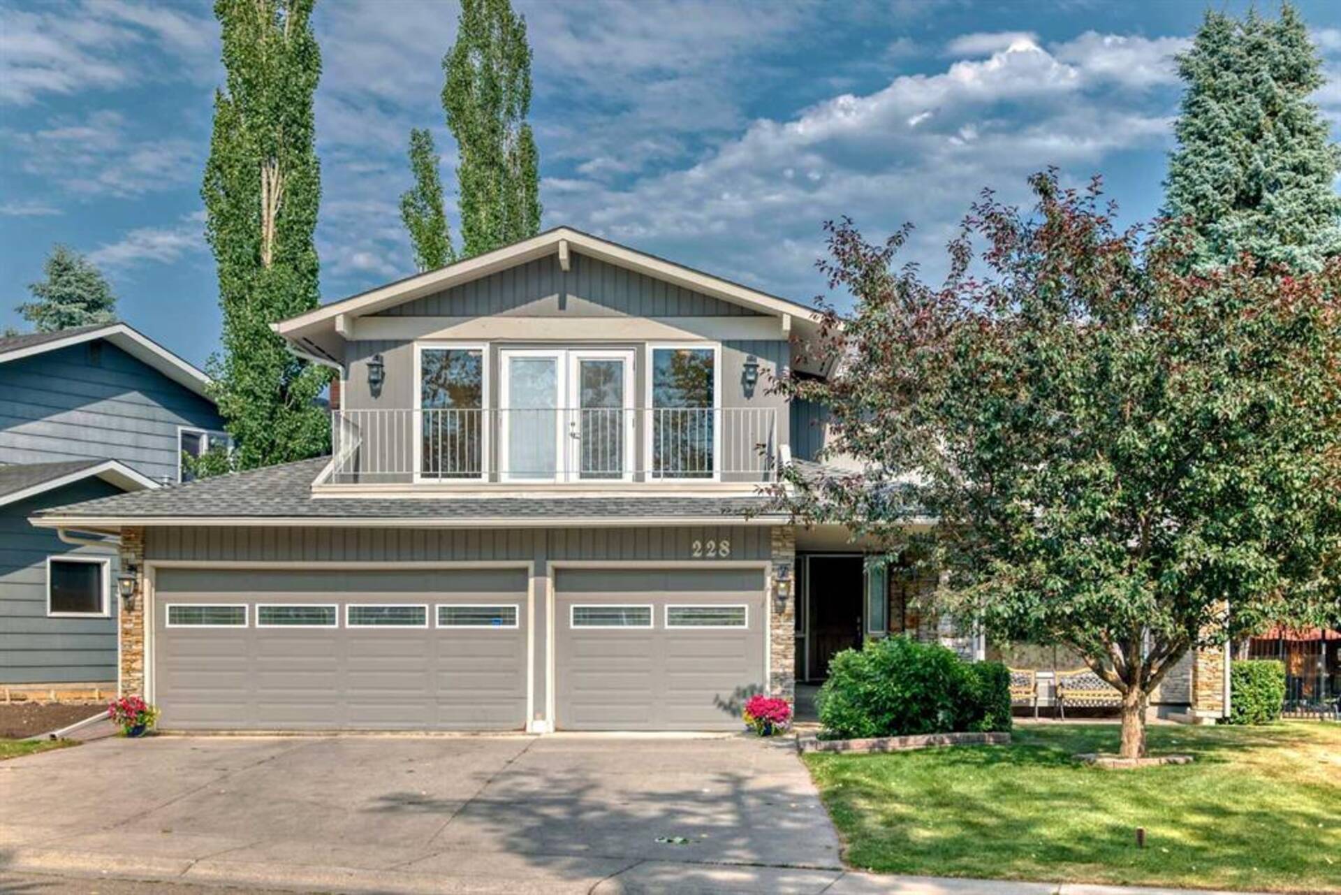 228 Parkvista Crescent SE Calgary