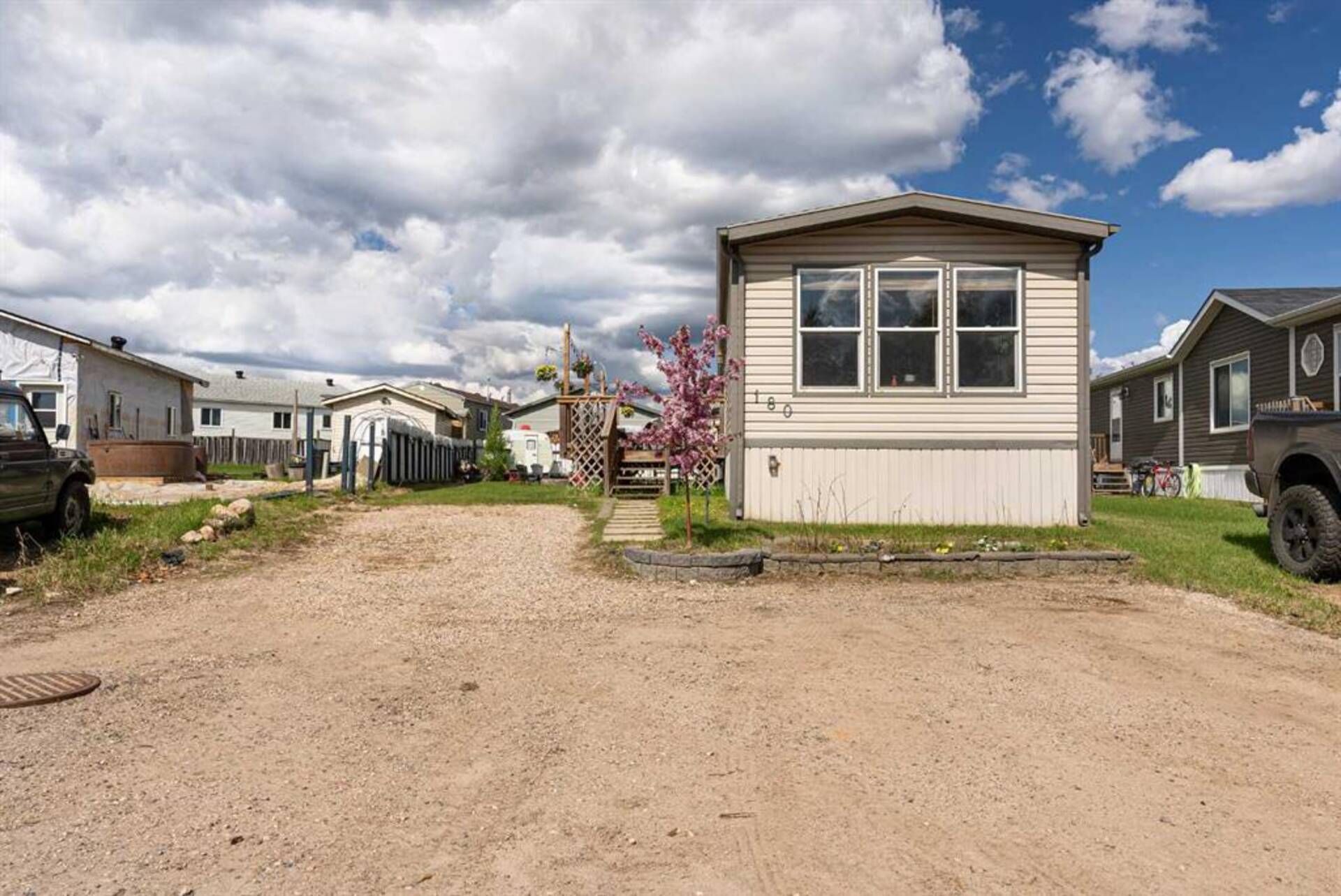 180 Greenwich Lane Fort McMurray