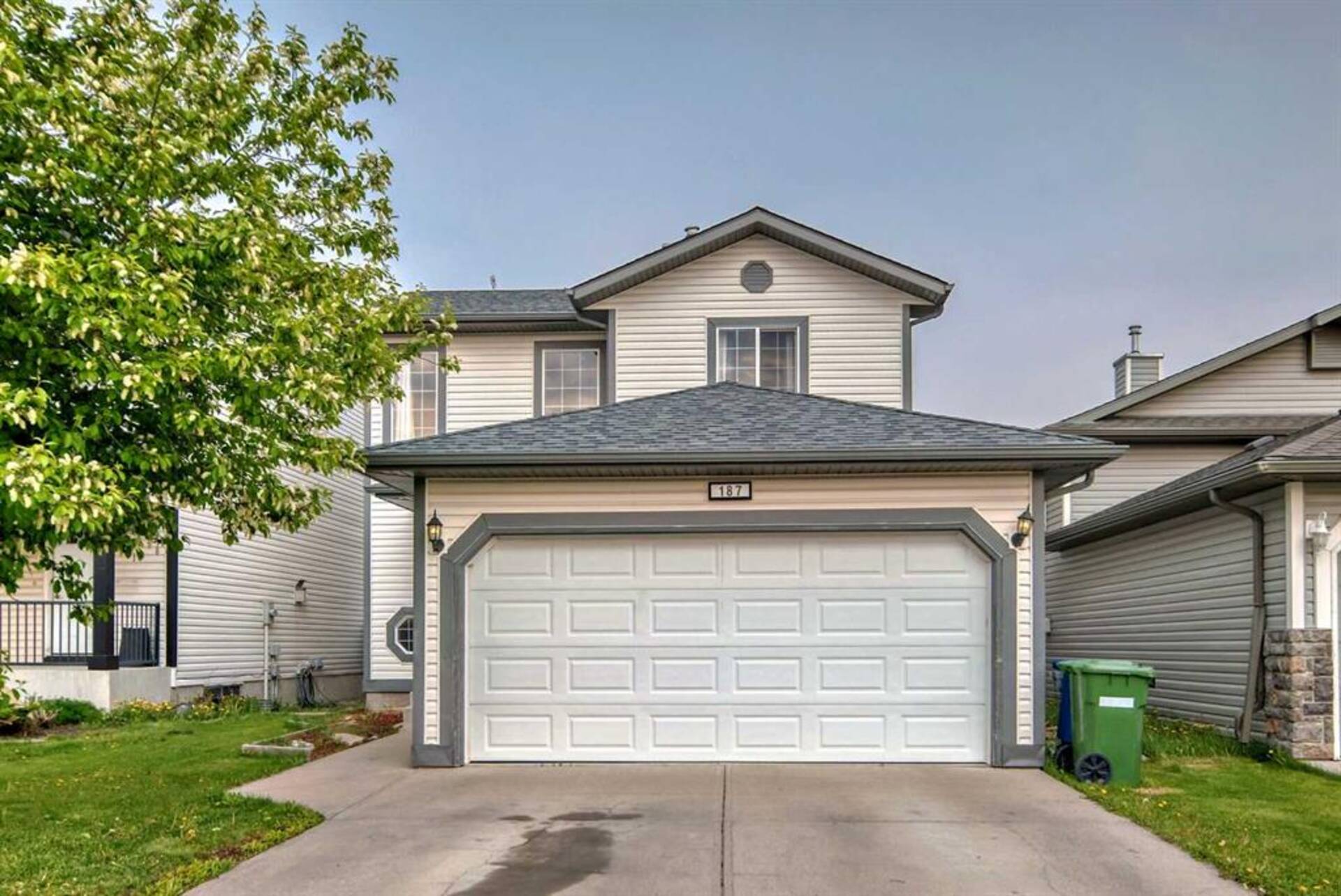 187 Silver Springs Way NW Airdrie