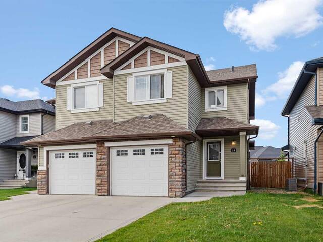 16 VAN SLYKE Way Red Deer