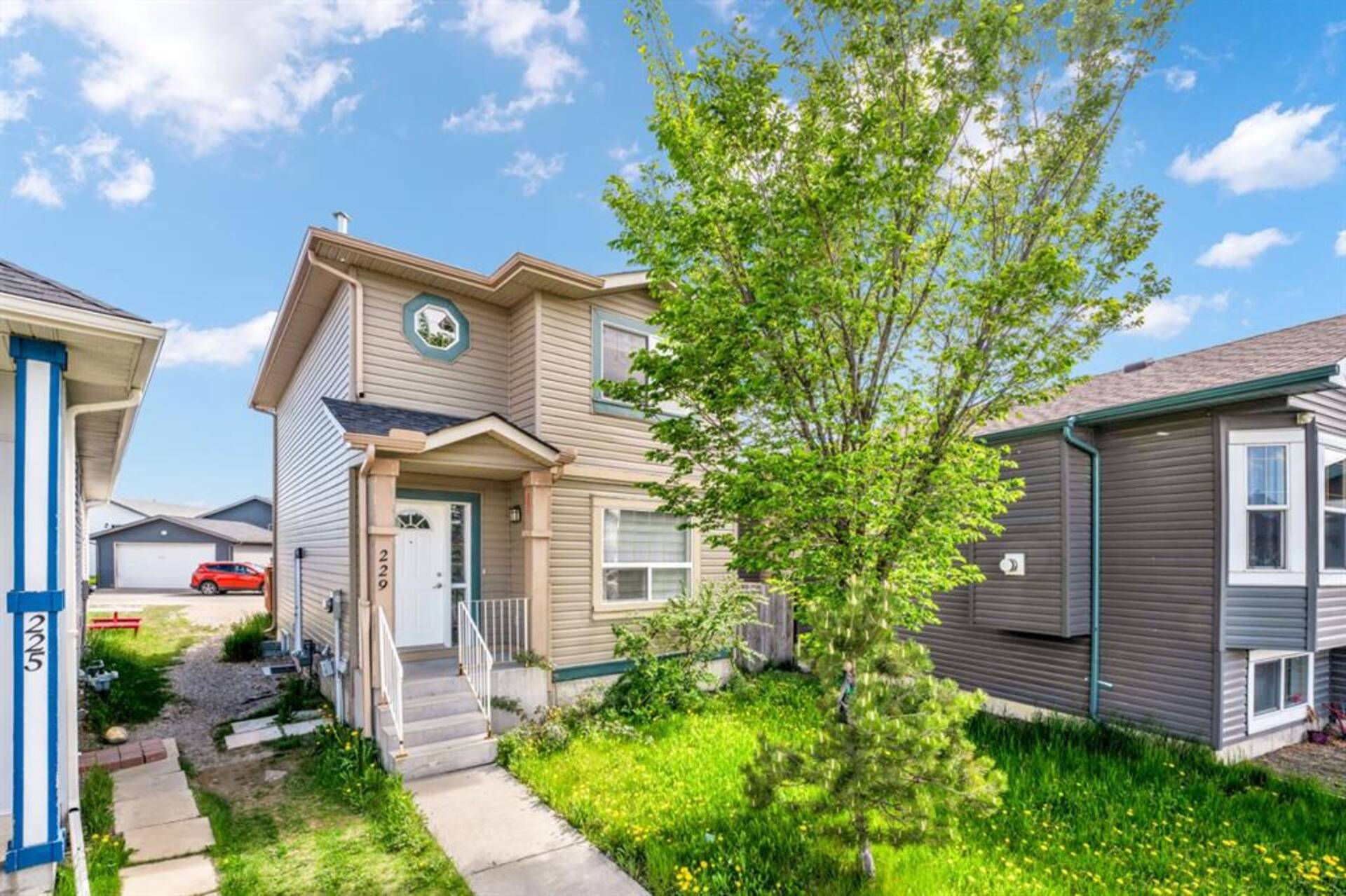 229 Tarawood Close NE Calgary