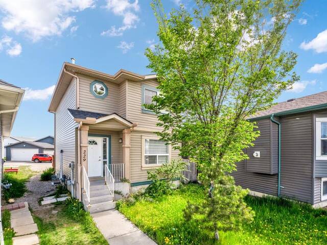 229 Tarawood Close NE Calgary