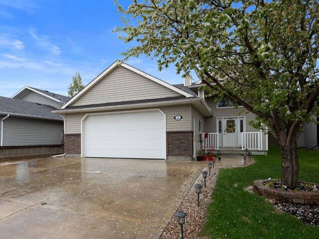 221 Waniandy Way Fort McMurray