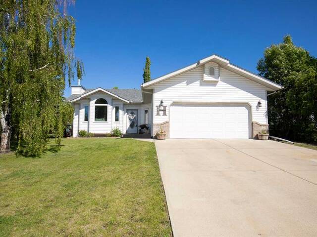 4422 60 Avenue Innisfail