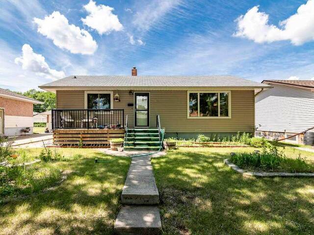 2624 16 Avenue SE Medicine Hat