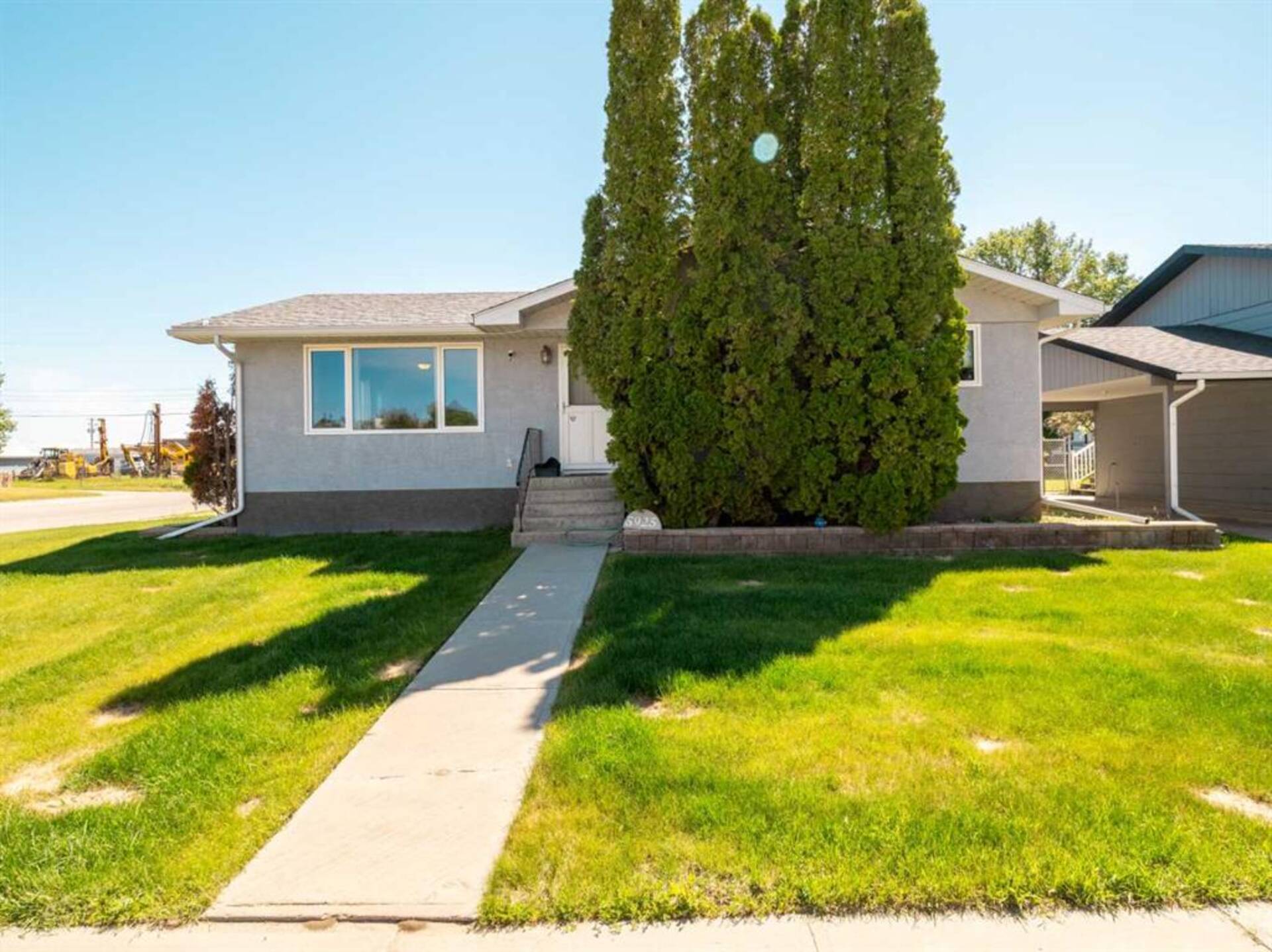 5925 57 Street Taber