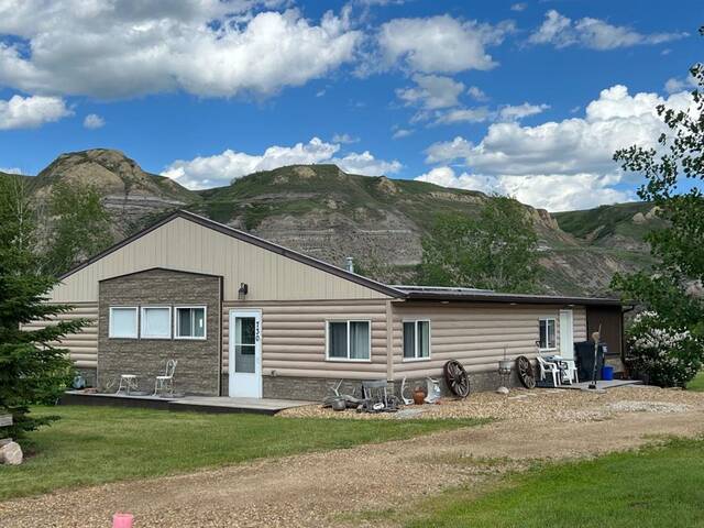 730 & 740 Excelsior Avenue Drumheller