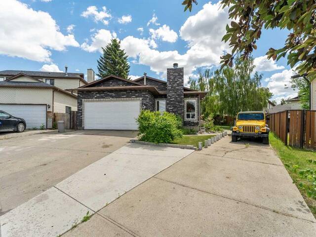 16 Whiteram Mews NE Calgary