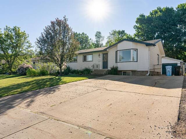 14 Moberly Crescent Fort McMurray