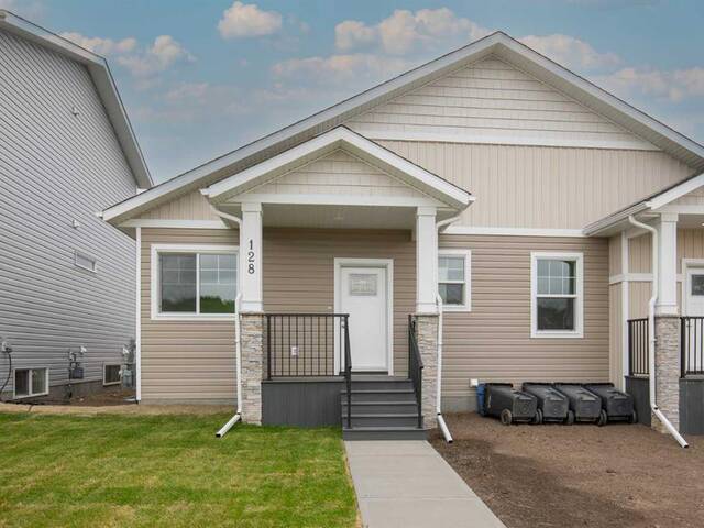 128 Gray Close Sylvan Lake