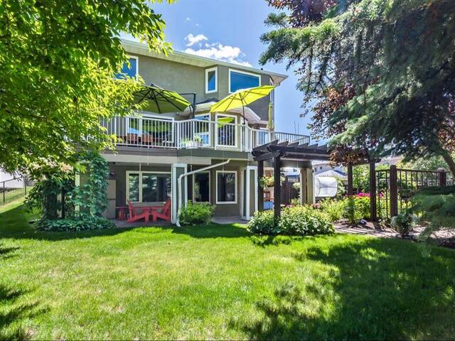 129 Mt Cascade Close SE Calgary