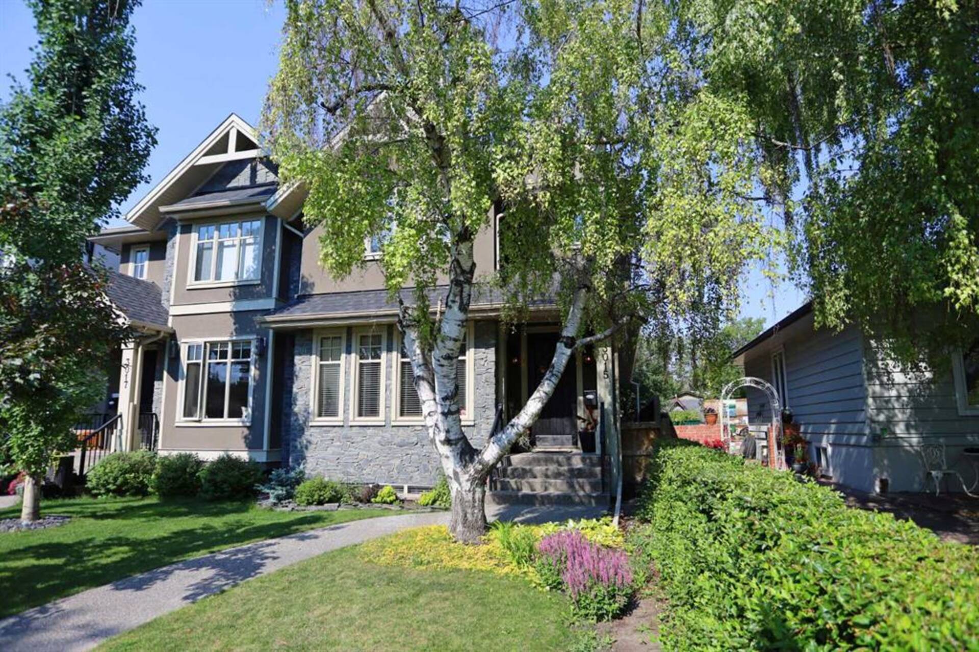 3015 28 Street SW Calgary