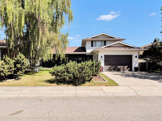 4728 41 Avenue SW Calgary