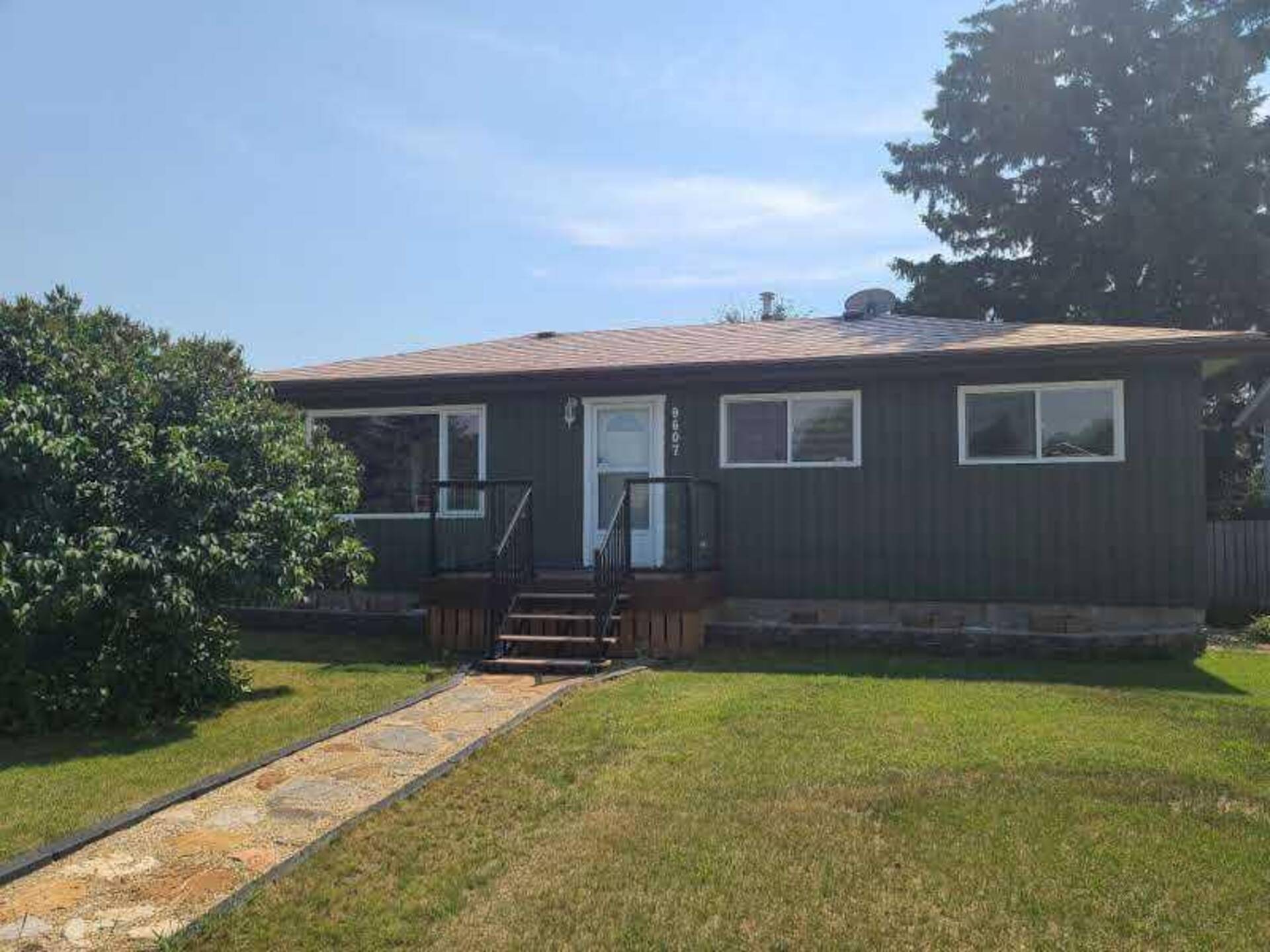 9607 85 Avenue Peace River