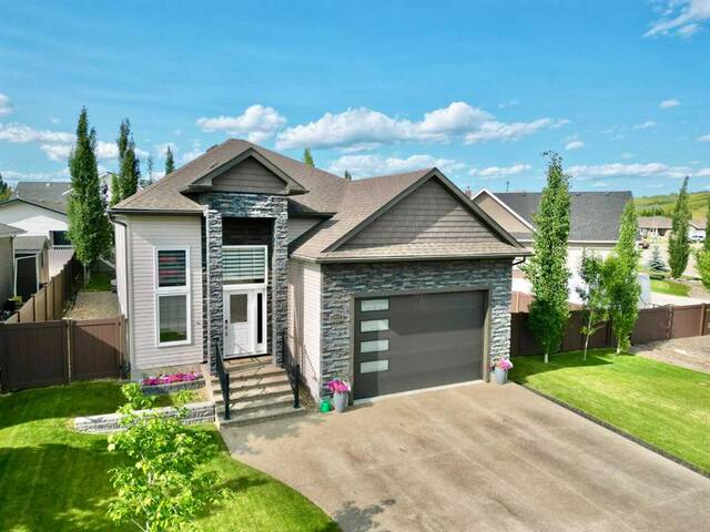 8306 106 Avenue Peace River