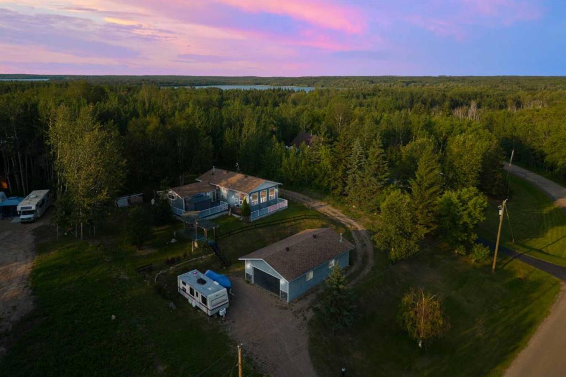 237 Golden Nodding Rural Athabasca