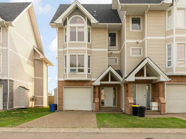 39, 97 Wilson Drive Fort McMurray