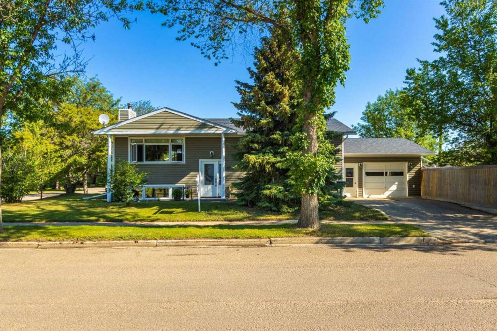 31 Alberta Crescent Lloydminster