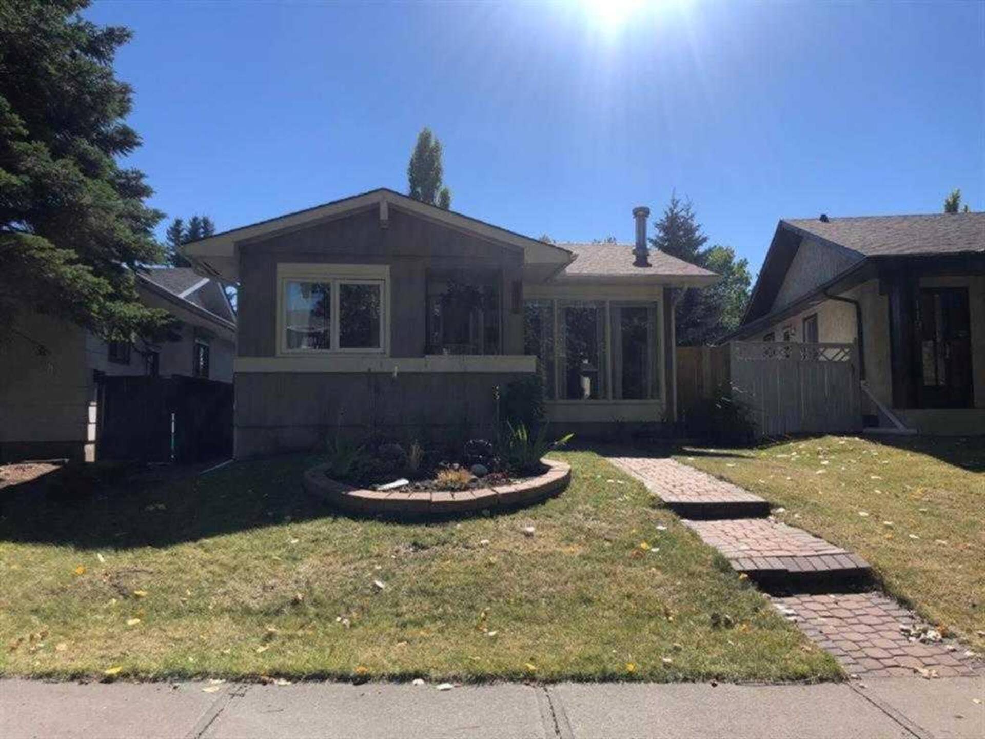 121 Sunbank Way SE Calgary