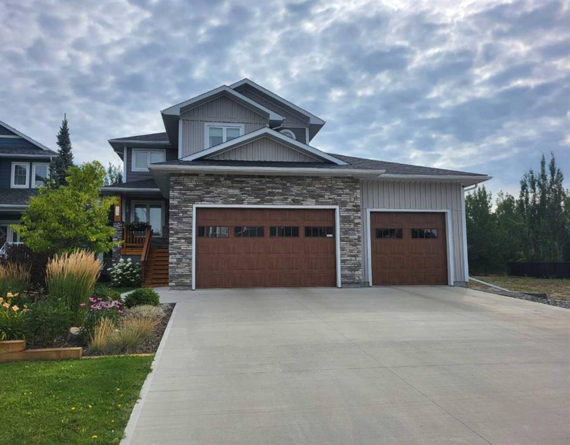 6605 Grande Banks Drive Grande Prairie