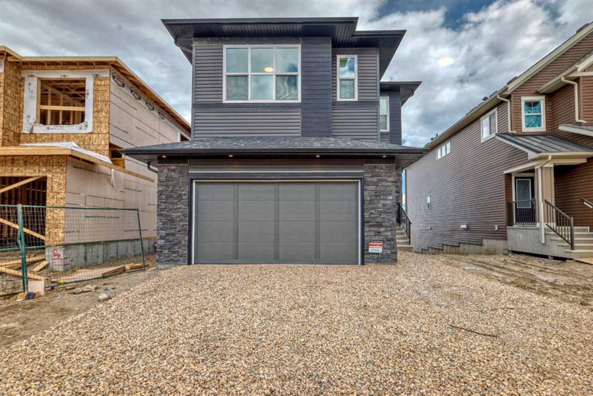 196 Calhoun Crescent NE Calgary