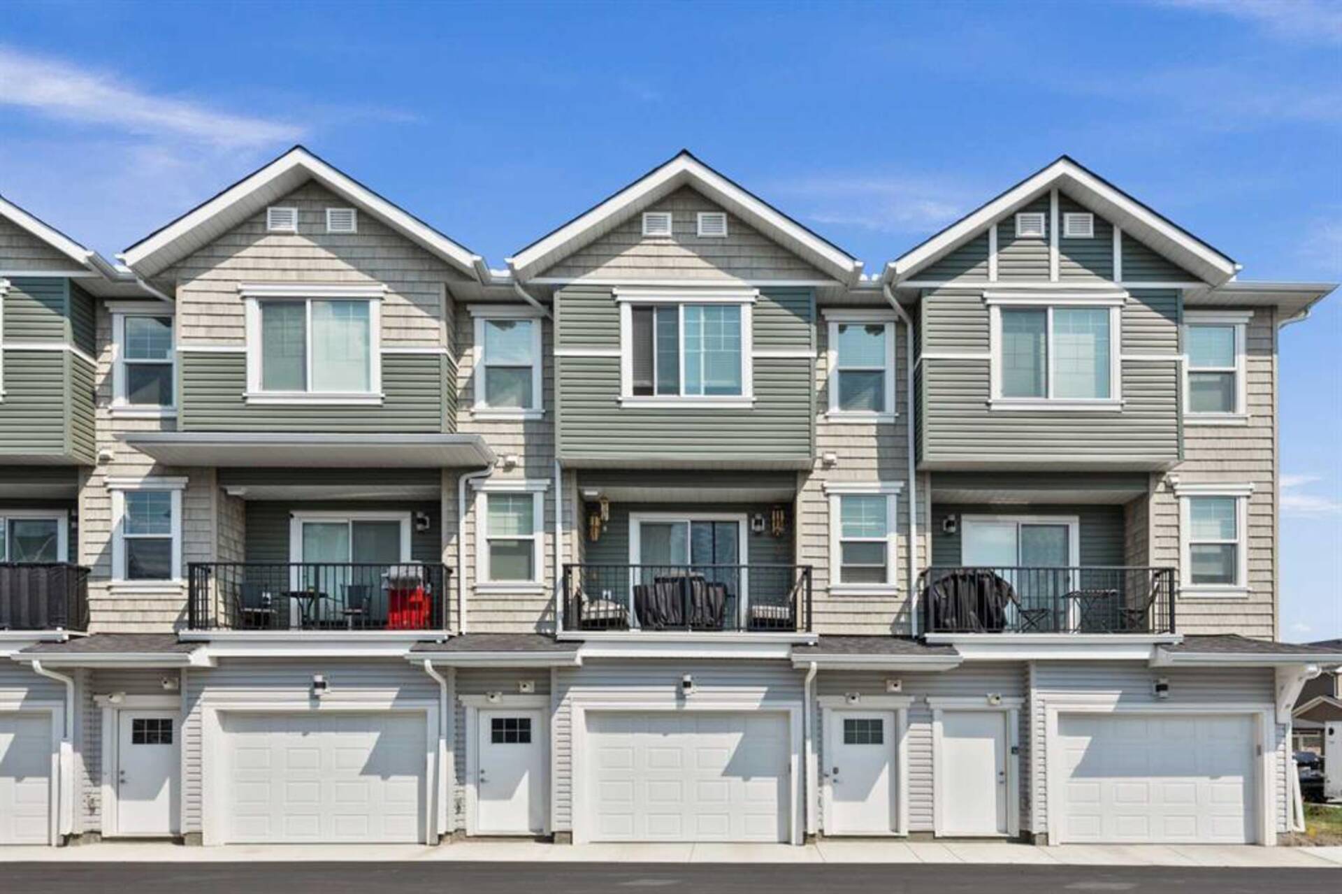 702, 115 Sagewood Drive SW Airdrie