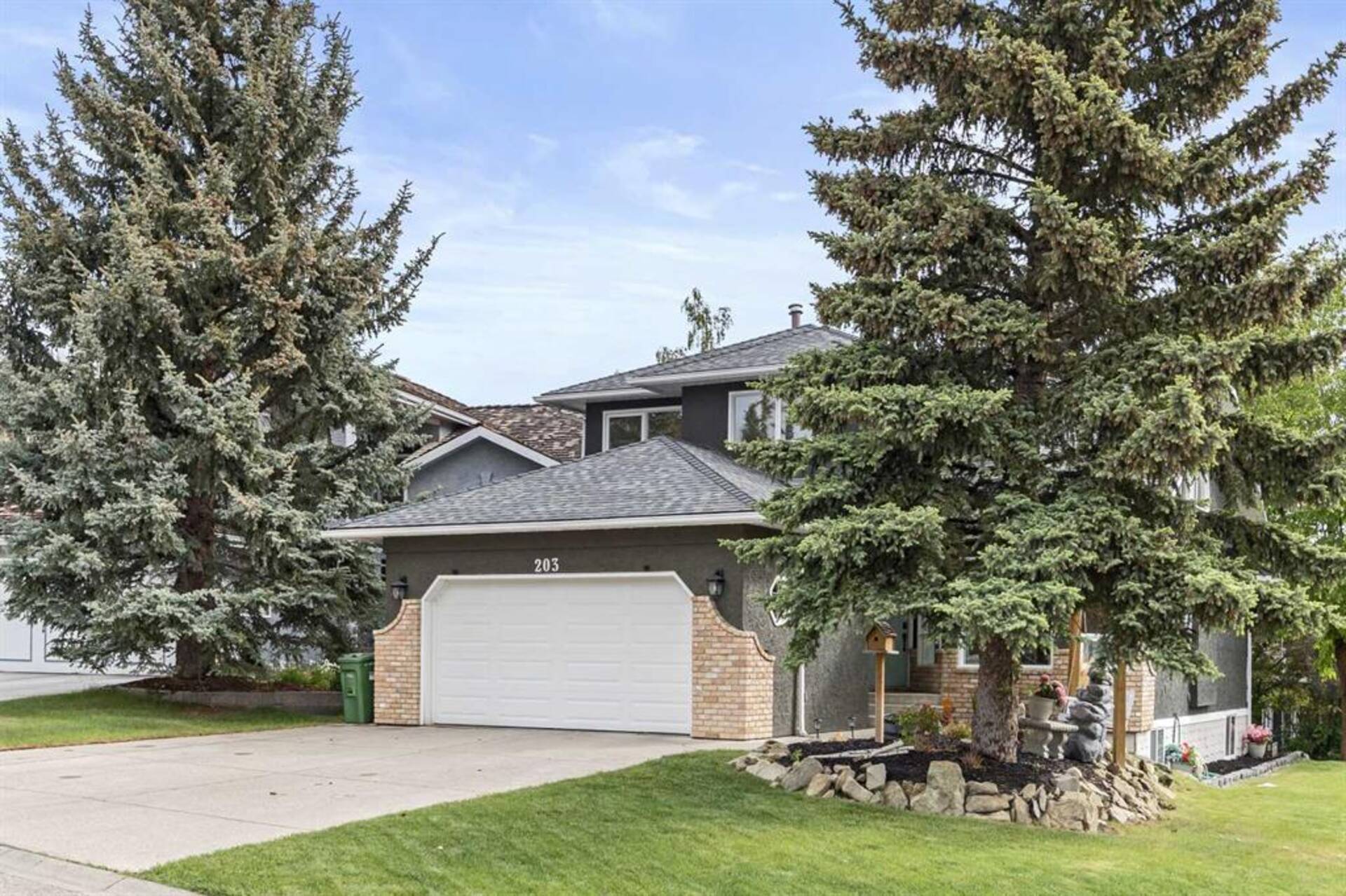 203 Shawnee Mews SW Calgary