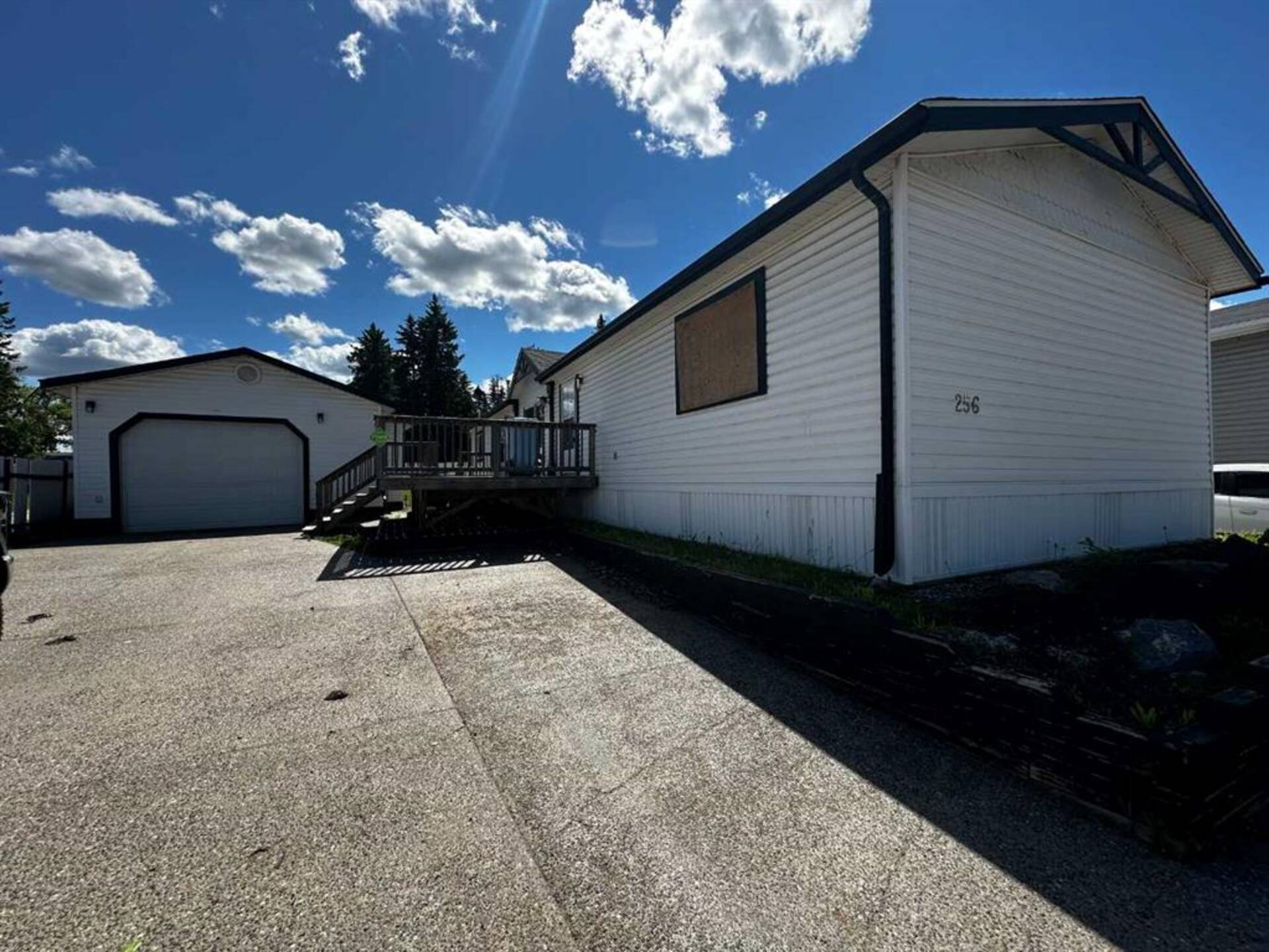 256 Grenfell Crescent Fort McMurray