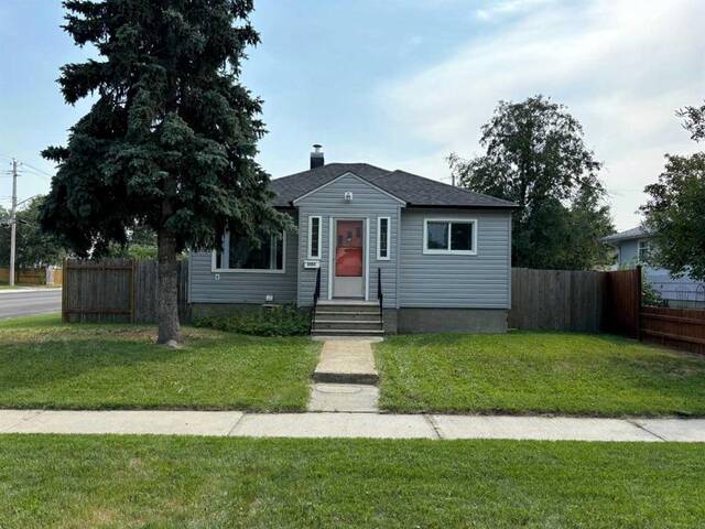 5101 55 Avenue Ponoka