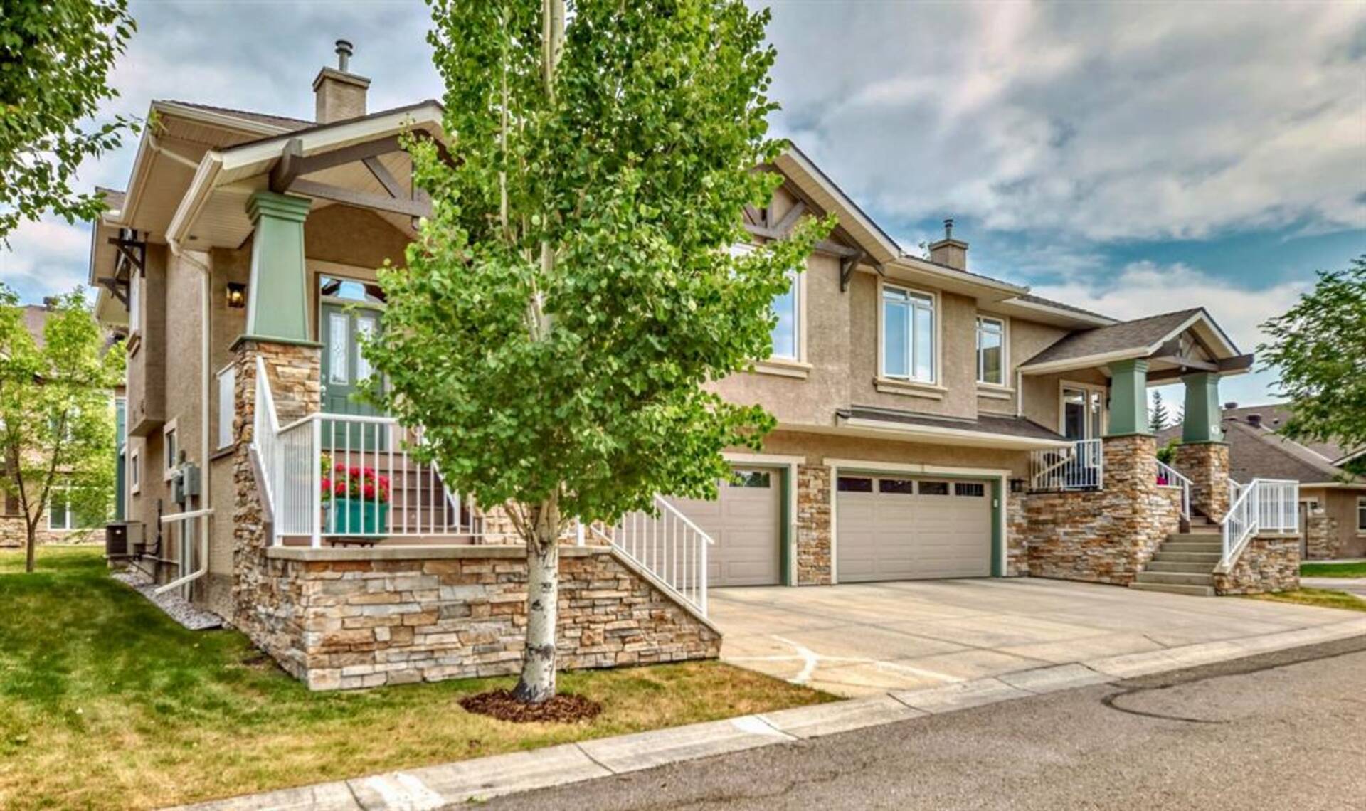 68 Discovery Woods Villas SW Calgary