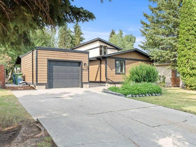 112 Oakcliffe Place SW Calgary