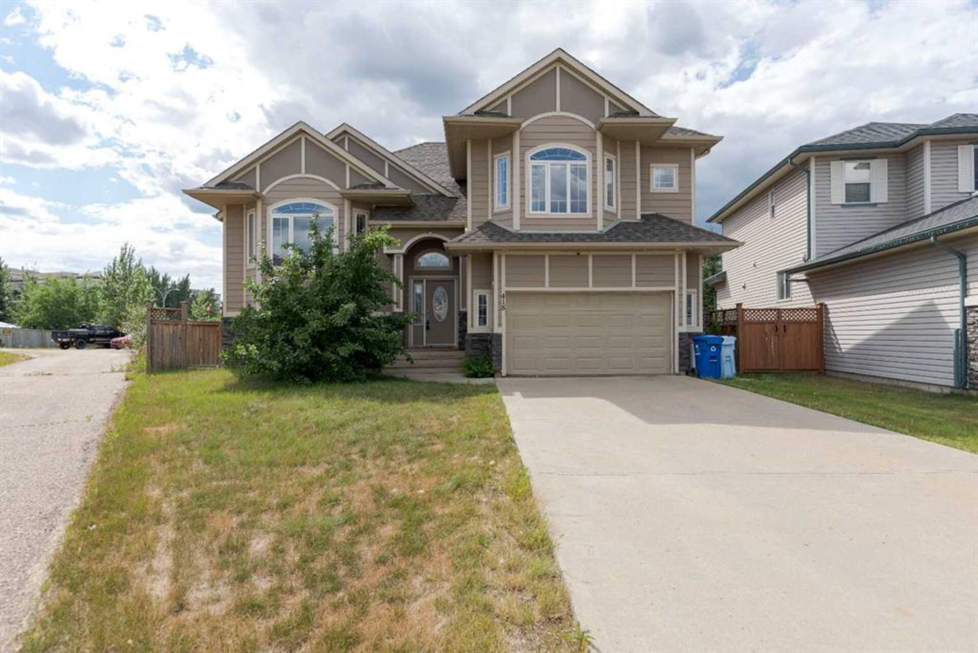 418 Grosbeak Way Fort McMurray