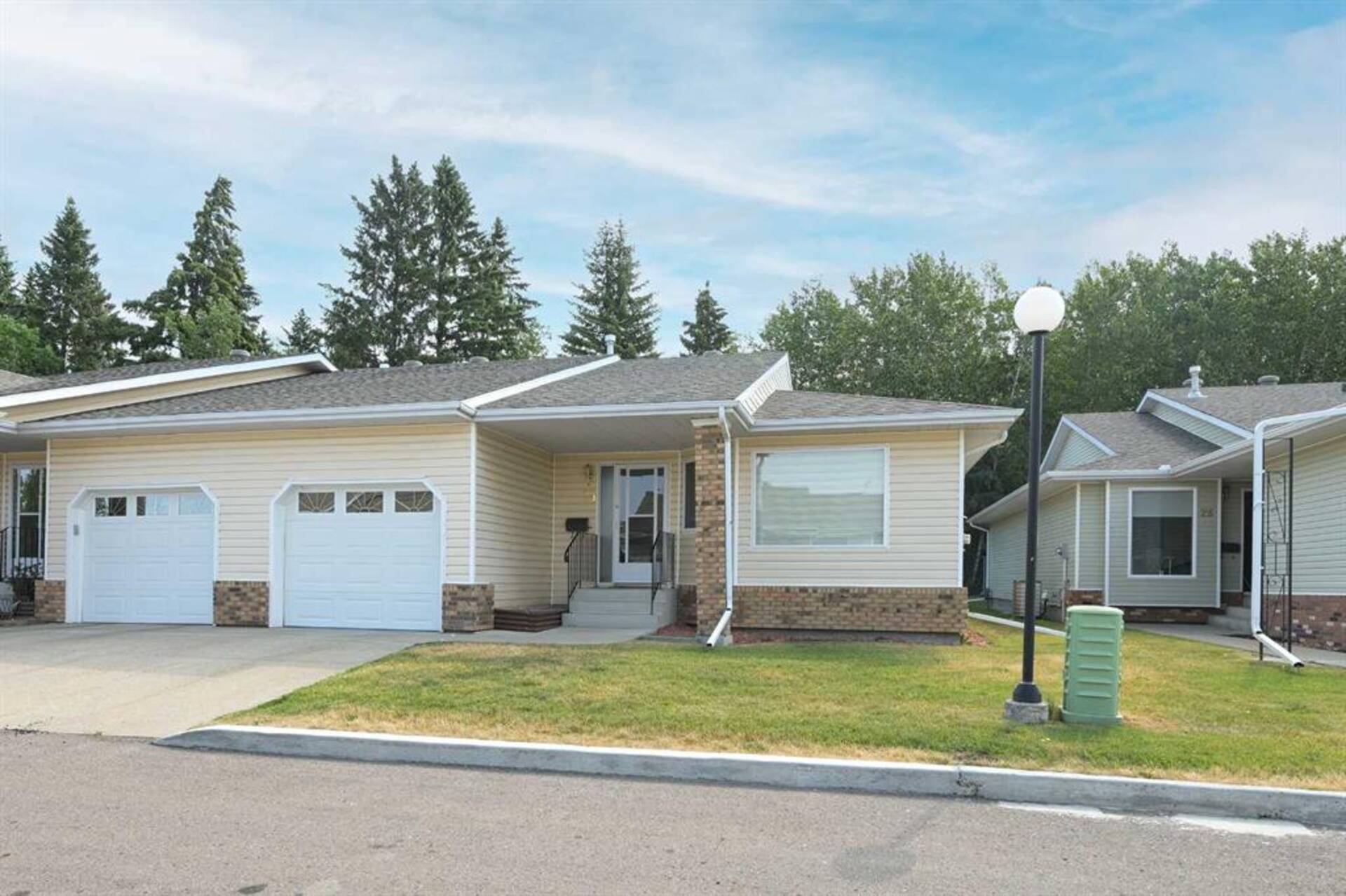 25, 2821 Botterill Crescent Red Deer