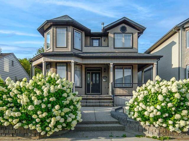 2312 5 Avenue NW Calgary