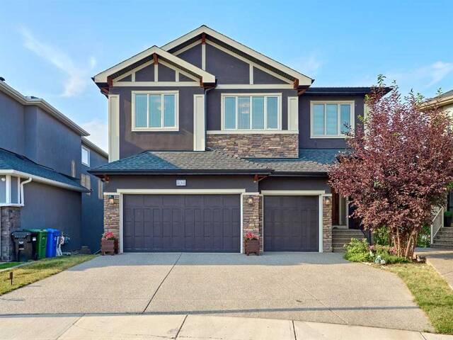 32 West Grove Bay SW Calgary